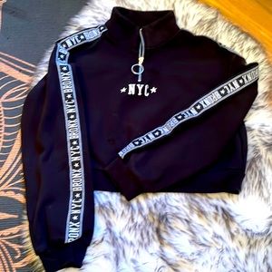 Cropped sweatshirt size small